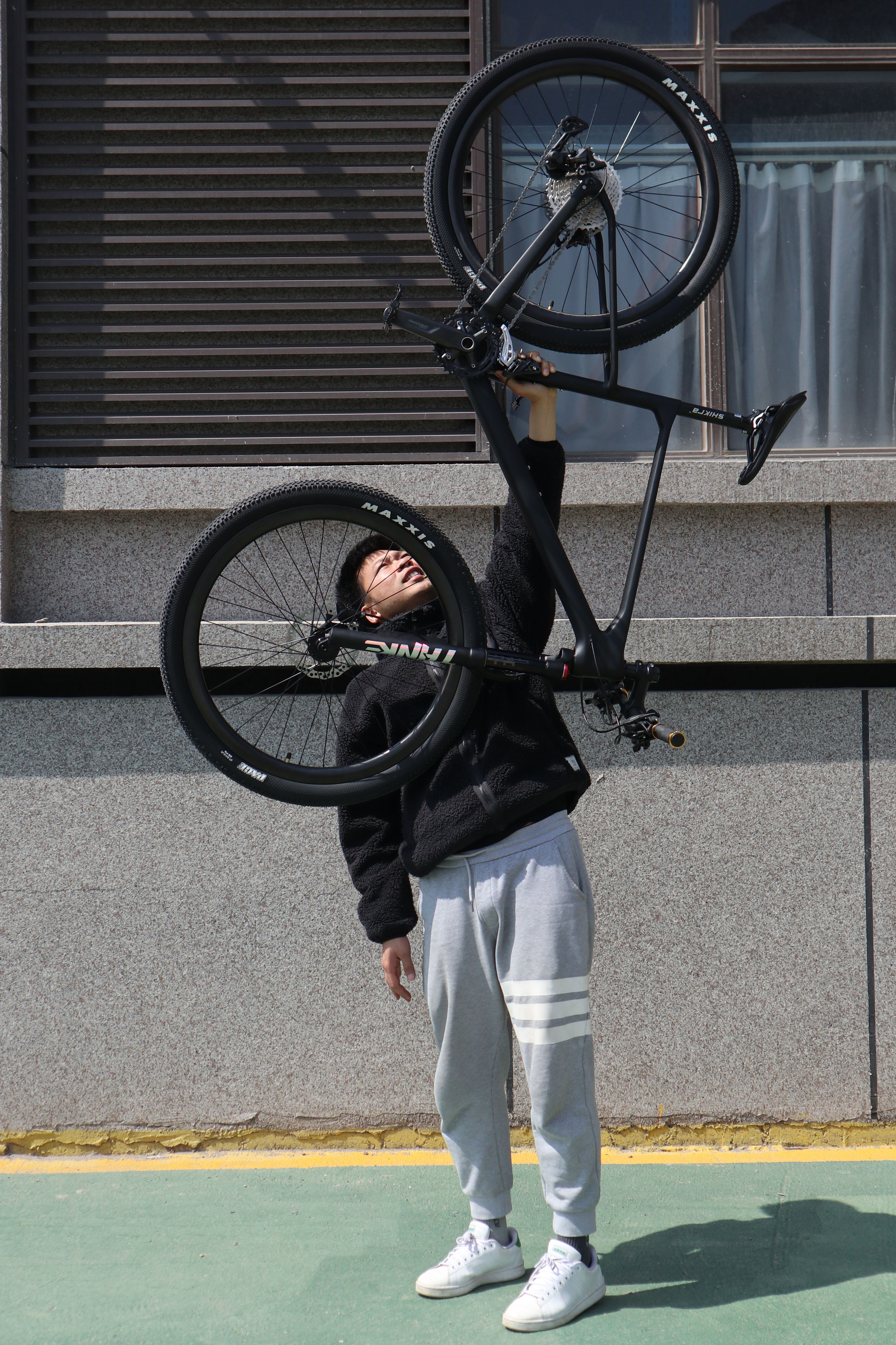 Long Distance Aero Carbon Road - огляд і ціна Carbon Bike Frame