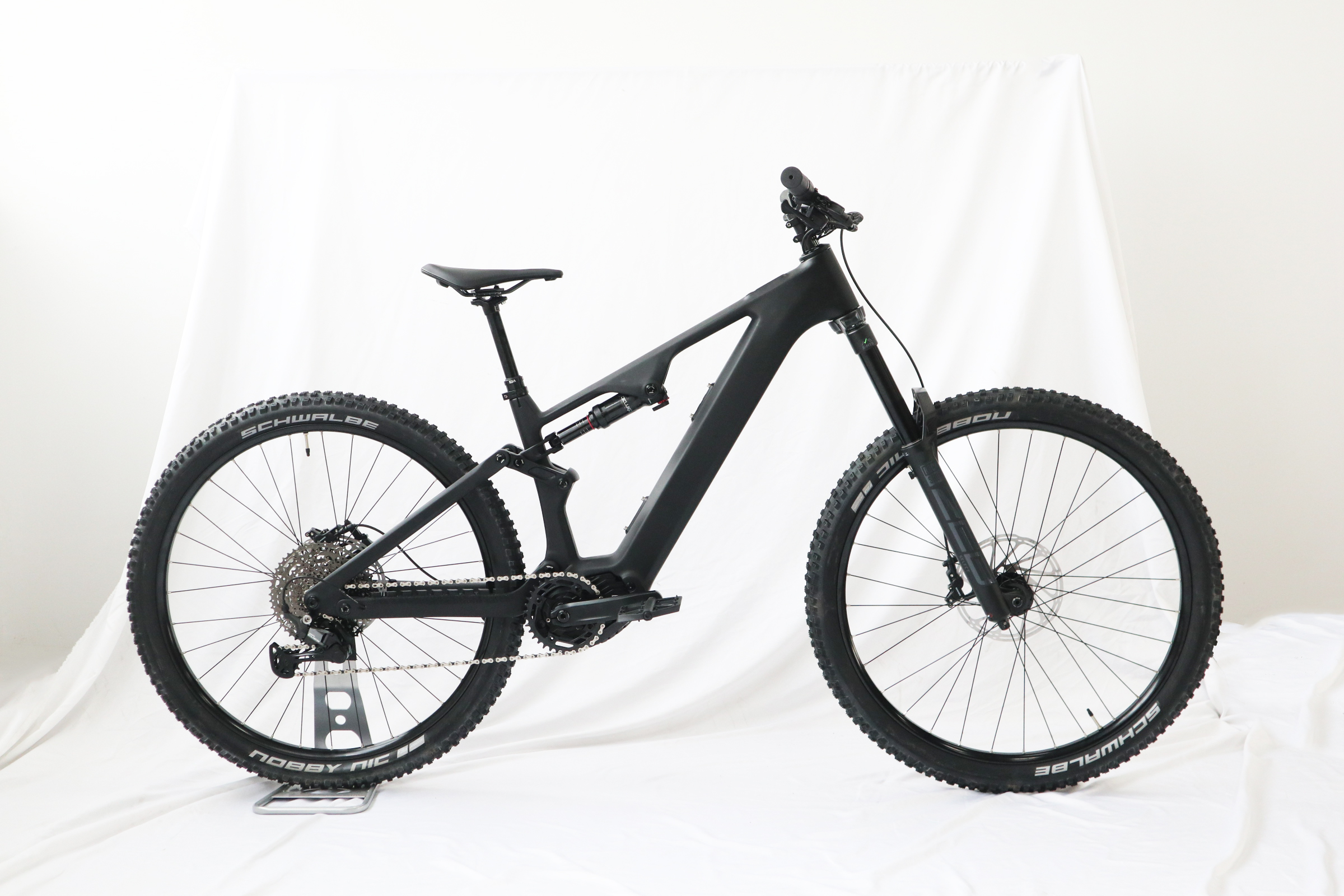 29 Inch E-MTB Frame, Carbon Fi - огляд і ціна Carbon Bike Frame